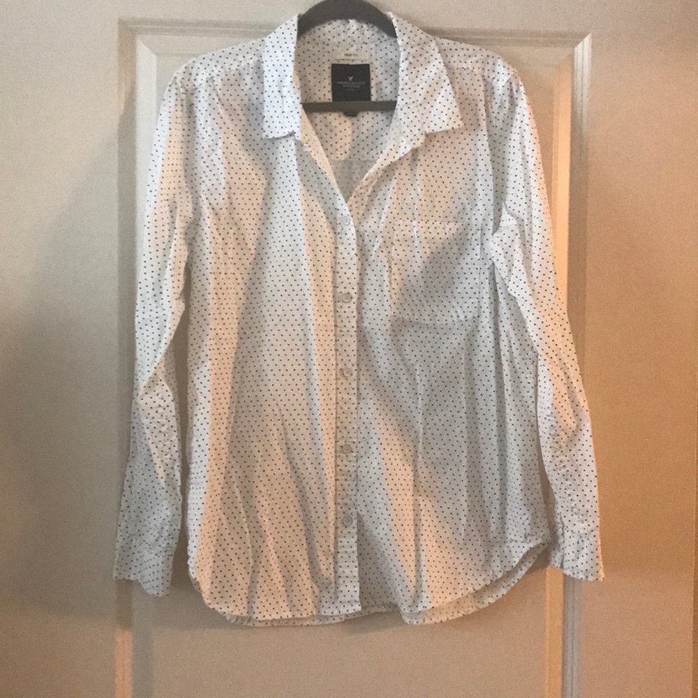 Women’s button up shirt